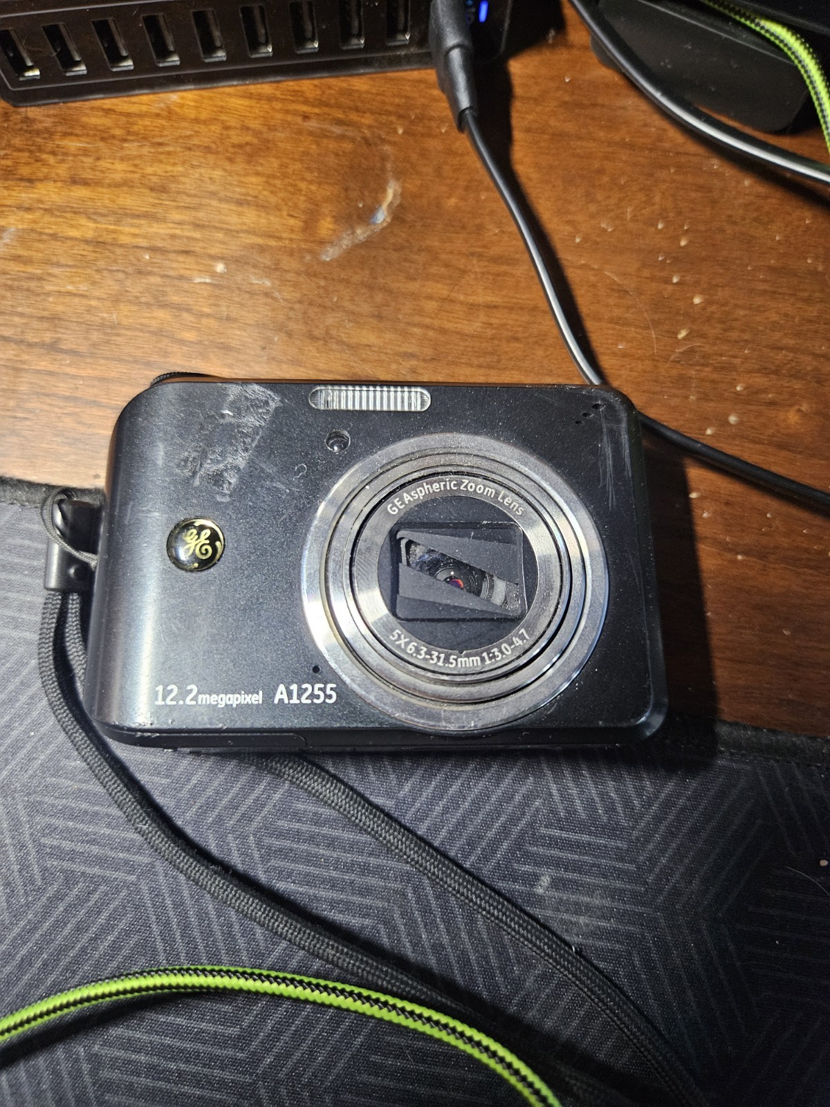 Picture 1 of 2