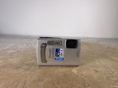 OLYMPUS TOUGH TG-310 14.0MP DIGITAL CAMERA - SILVER