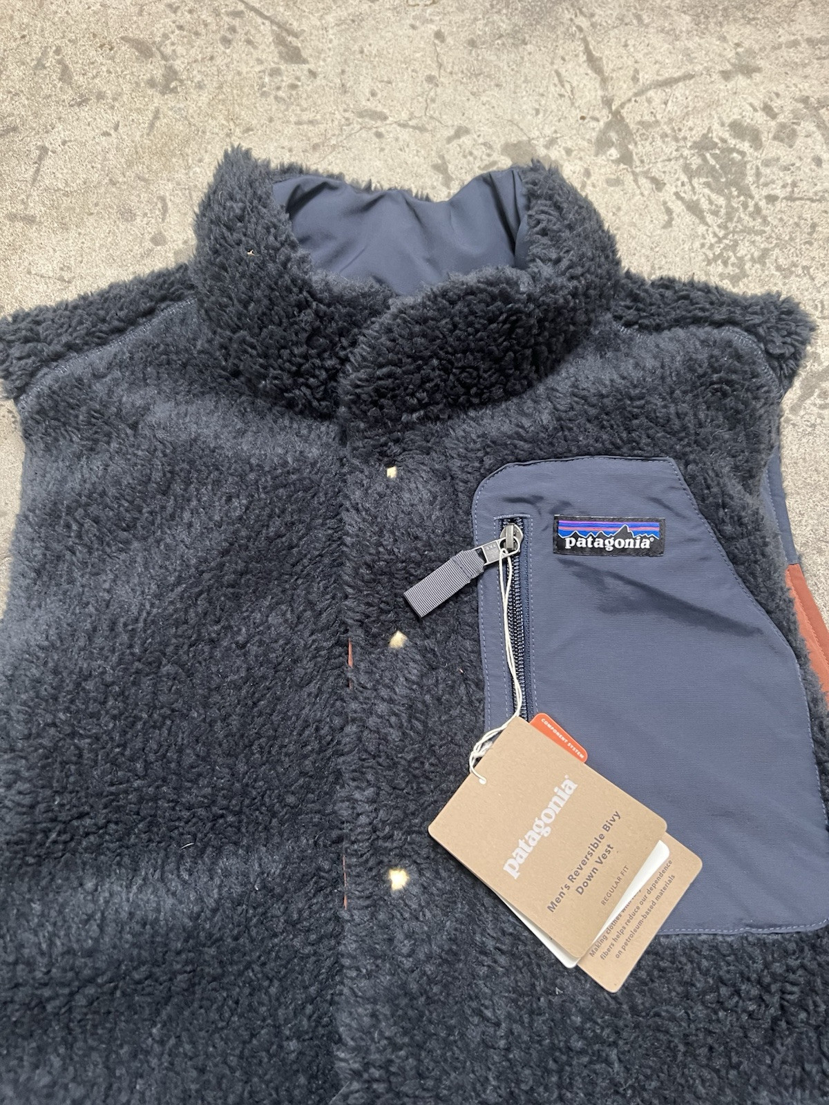 Patagonia Reversible Bivy Down Vest Mens S RARE NWT Fox Red Sold Out Online! image 5