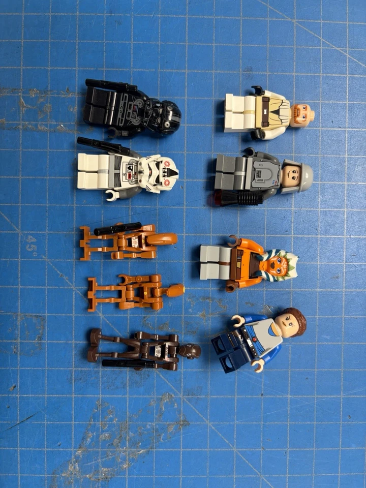Lego Star Wars Minifigure Lot, Obi-wan, Ashoka Tano, Padme, Etc. - Image 2 of 4