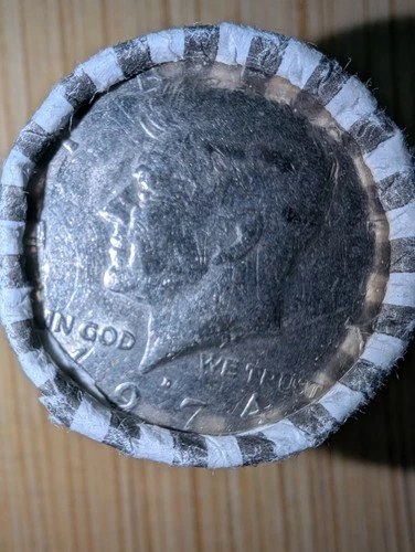 Kennedy Half Dollar 1974-D  AU / BU - Uncirculated Roll of coins