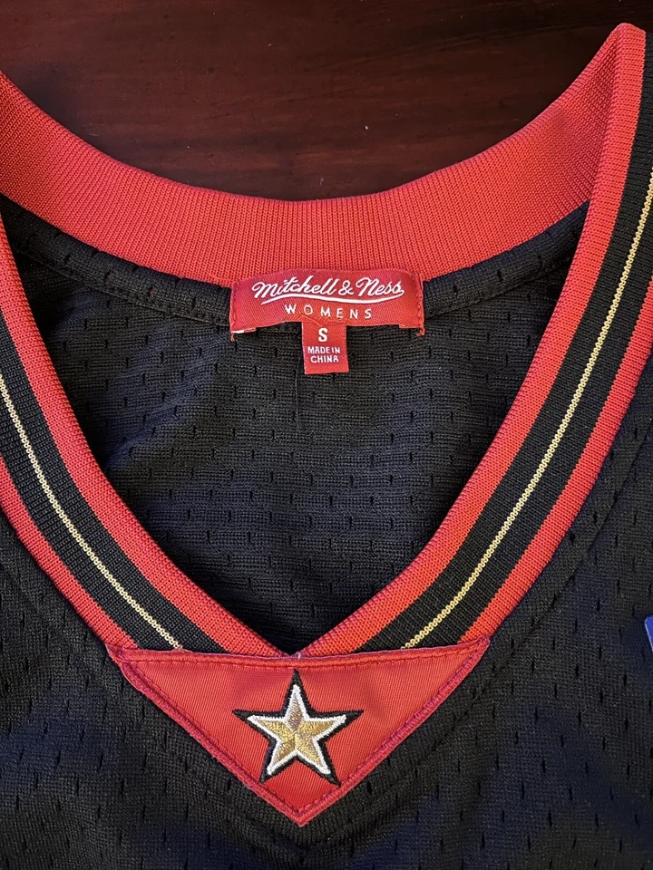 Mitchell And Ness Allen Iverson Jersey Size Small - Image 3 of 3