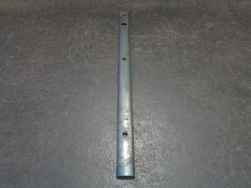 1949 1950 1951 1952 CHEVROLET FLEETLINE WINDSHIELD CENTER VERTICAL GARNISH TRIM