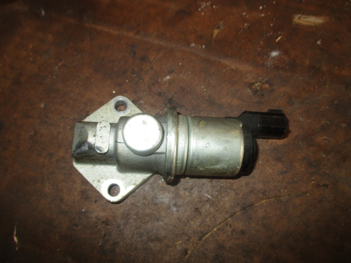 Suzuki DF90 outboard IAC valve (18137-77E00) | eBay
