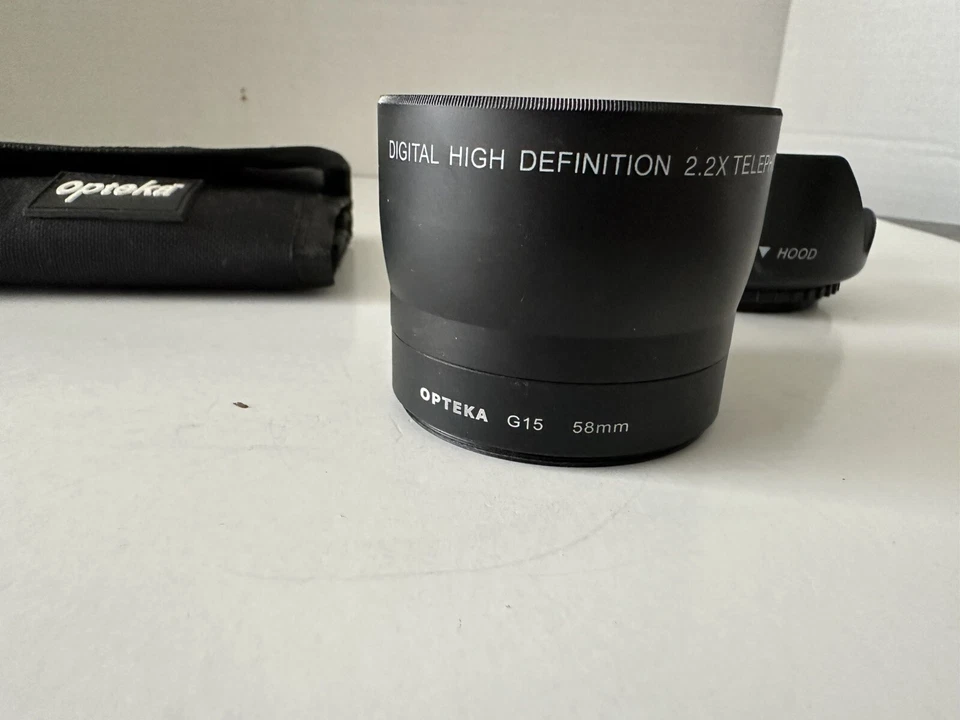 Opteka 55mm 5-Piece Filter Kit (UV, CPL, FLD, ND4, 10x Macro) and Opteka G15 - Image 3 of 4