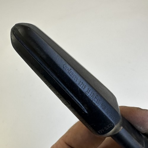 Yamaha YZF R7 2022 Front Left Turn Signal Indicator Light Lamp - Picture 5 of 8