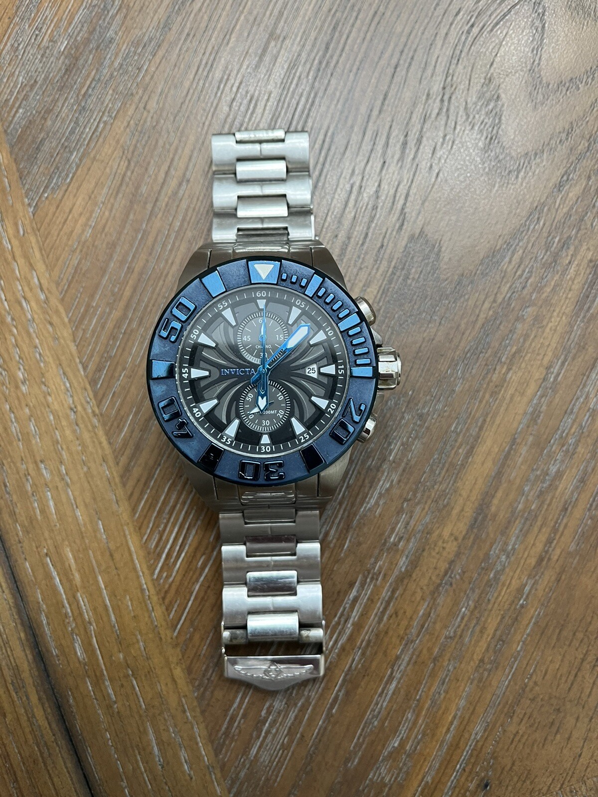 DISCONTINUED INVICTA MENS WATCH STAINLESS STEEL