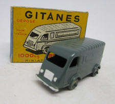 Q941 GITANES CIJ 1/100 MICRO MINIATURE METAL RENAULT 1000kg VERT  AVEC BOITE
