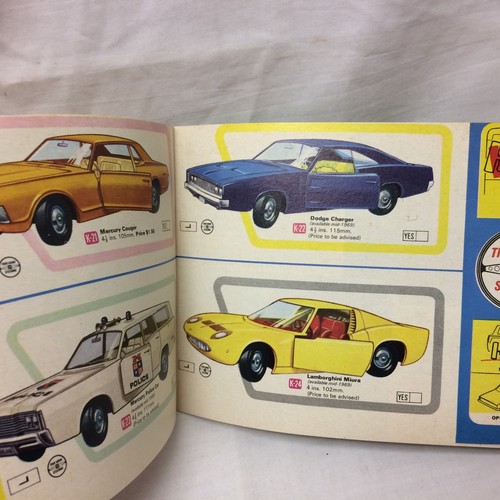 Vintage 1969 Matchbox Collector's Catalog Brochure Advertising Booklet - Picture 6 of 12