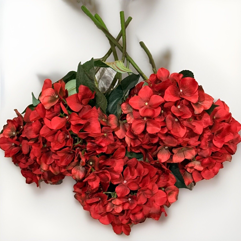 Premium 15-Inch Red Silk Hydrangea Bouquet – Set of 5 Artificial Flowers for Home Décor  
