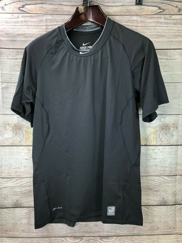 Nike Men's PRO COMBAT Black Fitted Base 