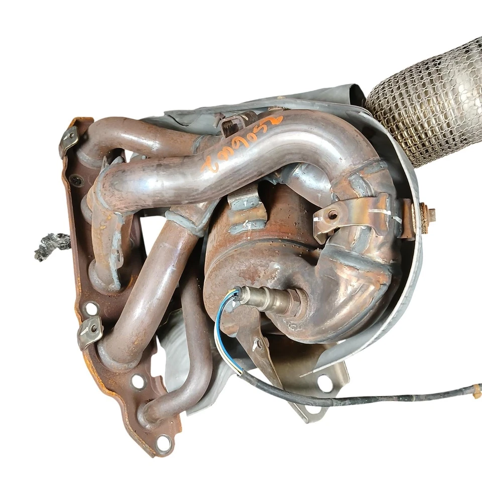 MAZDA 3 Exhaust Manifold naturally aspirated 23 OEM - Image 2 of 4