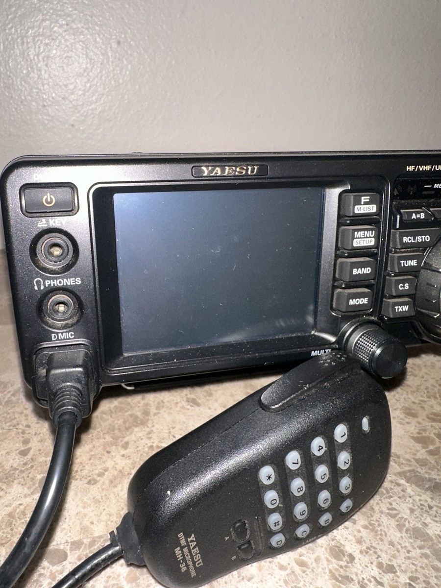 トランシーバー YAESU FT991A FT-991A 100W HF/50/144/430MHz Transceiver Radio Excellent