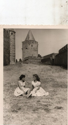 VINTAGE FOTOS FRAUEN IM KLEID