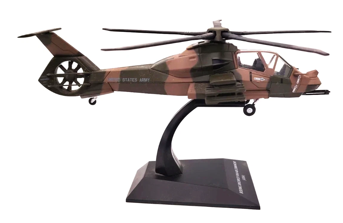 Maquette hélicoptère de combat | Surplus militaire