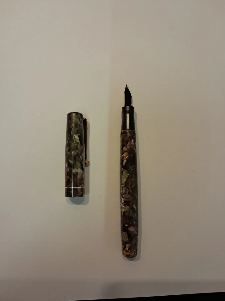 Pluma Estilográfica Swan Mabie Todd Italiana Mármol Celuloide 205/59 De Colección F Nueva en Caja Flex Foto 2 de 4