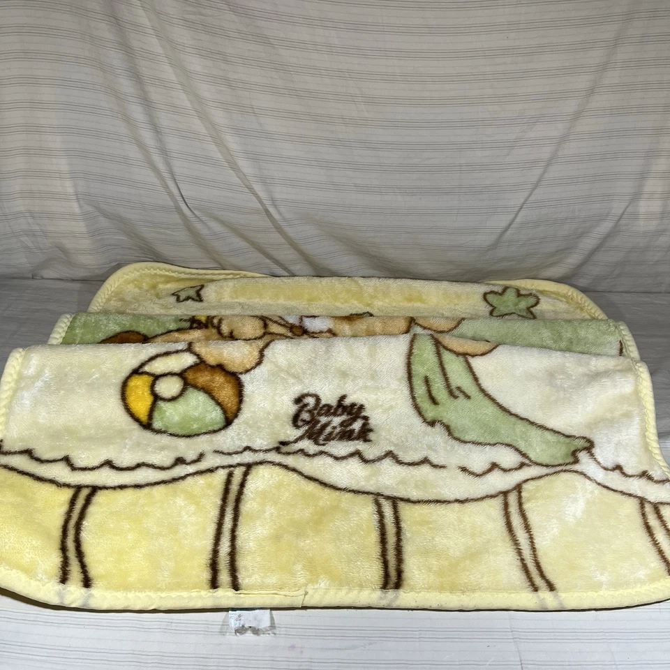 HTF Vintage Mink Baby Blanket Puppies 3 Dogs Sleeping Ball Yellow Green Fuzzy T1 - Image 4 of 4