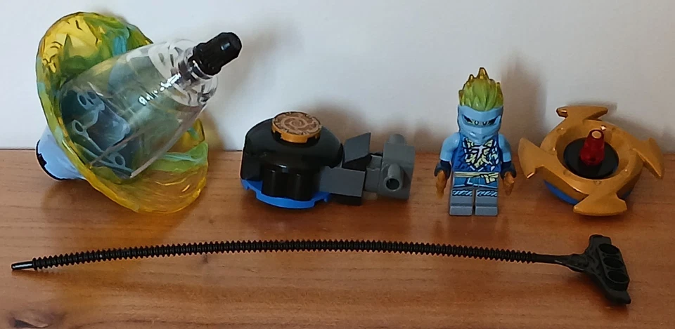 Lego NINJAGO Ref : 70690 - Entrainement Ninja Spinjitzu de Jay (Boite + Notice) - Photo 2/4