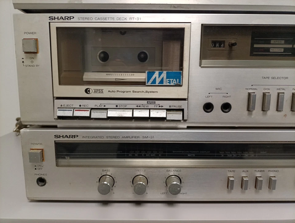 Sharp Sm-31 Amplificatore + Rt-31 Piastra Cassette + St-31 Tuner Stereo Vintage - Immagine 2 di 4