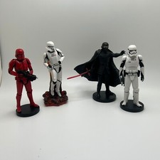 Set of 4 Disney Star Wars Action Figures   Th...