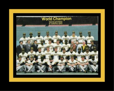 PITTSBURGH PIRATES WIN 1979 WORLD SERIES MATTED TEAM PHOTO STARGEL