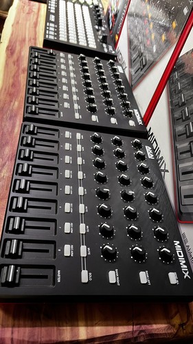 Akai Professionals MidiMix, MPD226, Fire! Music Production, DAW Ableton FLStudio - Picture 8 of 18