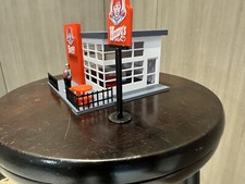 O Scale  Wendy s  BUILT