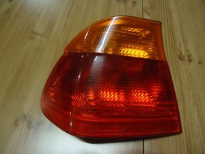 BMW E46 Limo Limousine VFL Heckleuchte Rücklicht Rückleuchte 8364921 Links