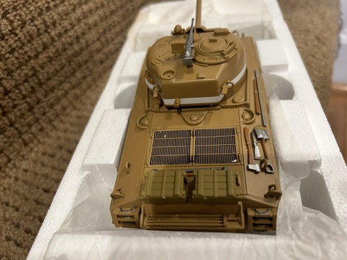 Minichamps 1:35 U.S. M4A3 Sherman, 1st Armored Div., Tunisia 1943, No. 350040001 - Picture 11 of 13