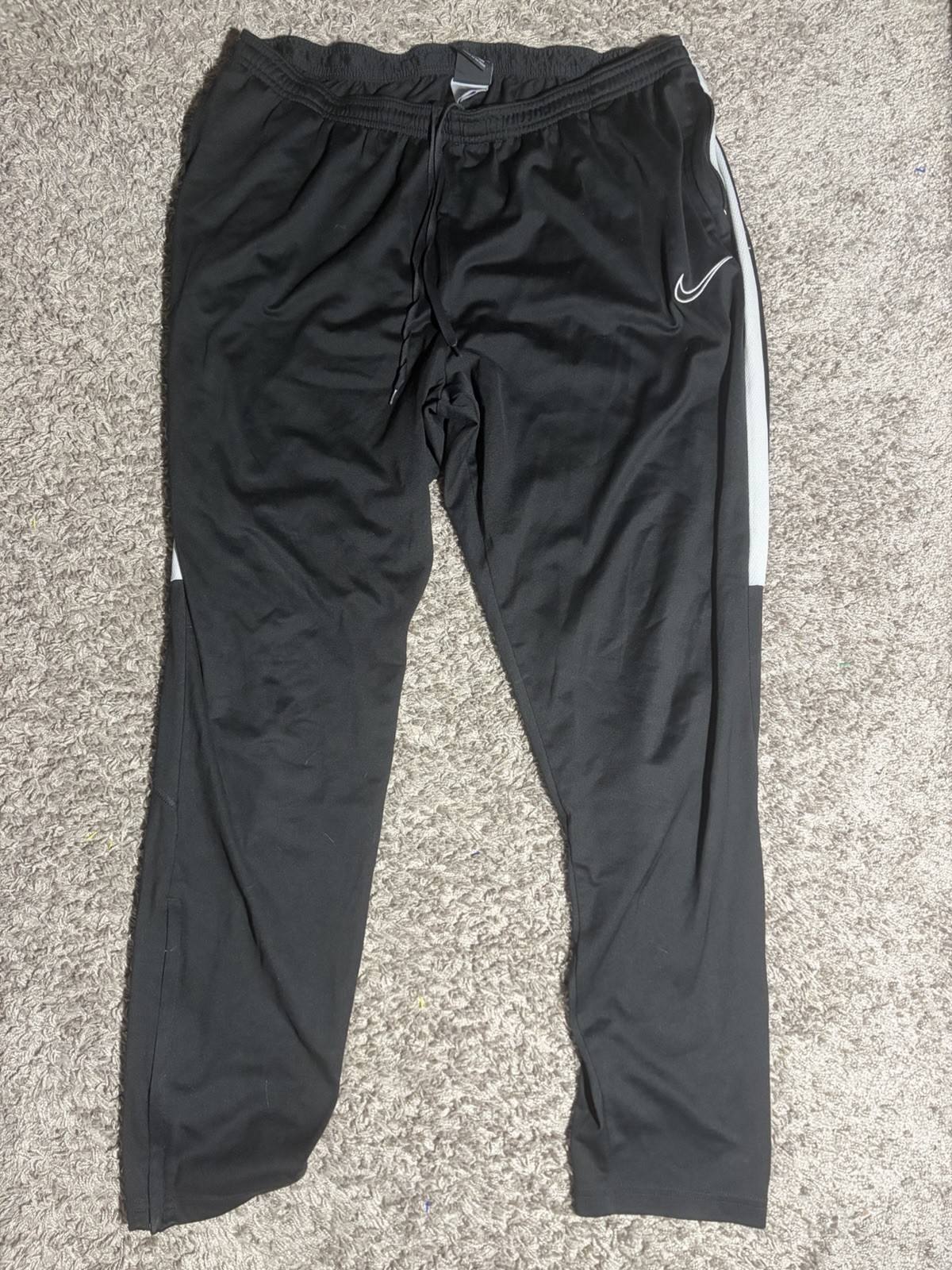 Nike Dri-FIT Mens XXL Black Athletic Track Pants Joggers Swoosh