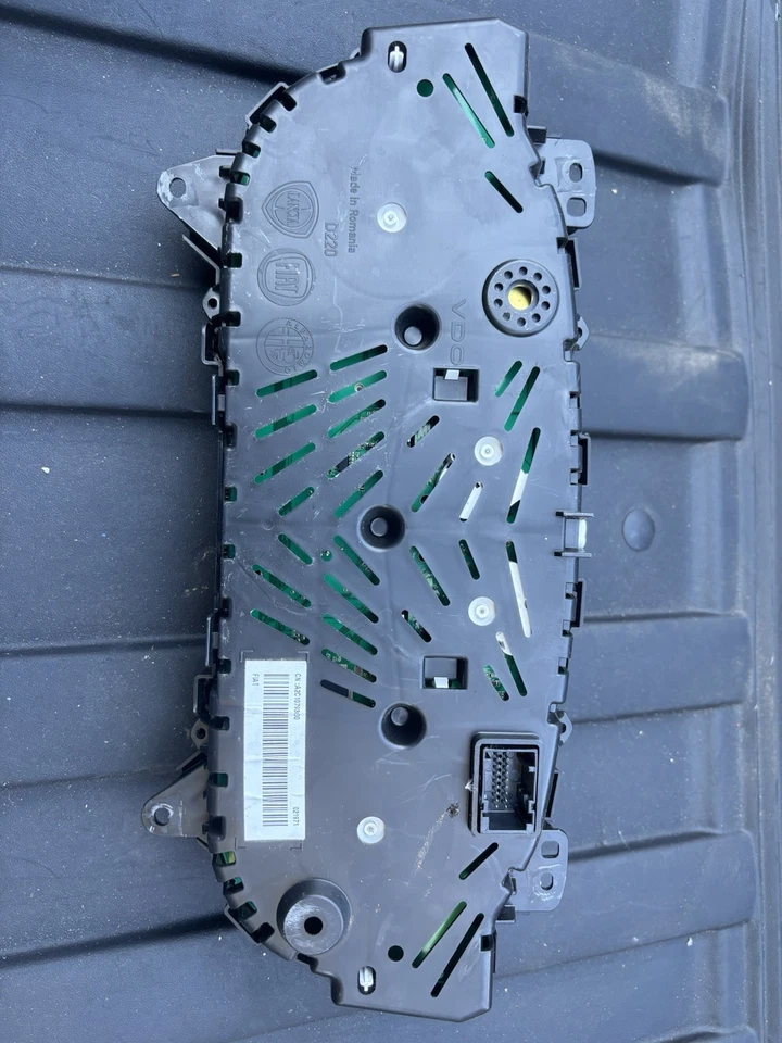 Quadro Strumenti Contachilometri per FIAT 500L A2C10793800 - Immagine 4 di 4