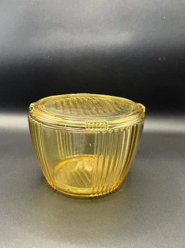 Small Vintage Federal Amber Glass Refrigerator Dish With Lid, Ribbed