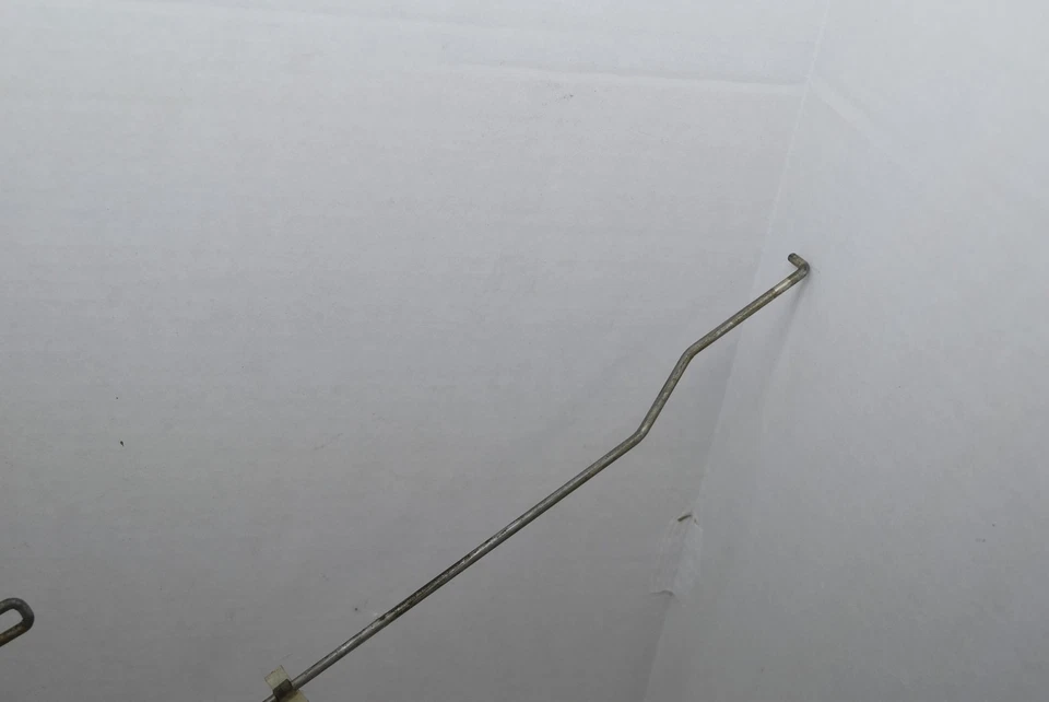 1998-2002 Isuzu Trooper Drivers Rear Door Latch Lock OEM - Image 4 of 4