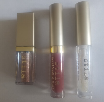 Stilla -1 Glitter&Glow eye shadow/1 Stay all day Liquid lip/1 Heavens dew lip oi