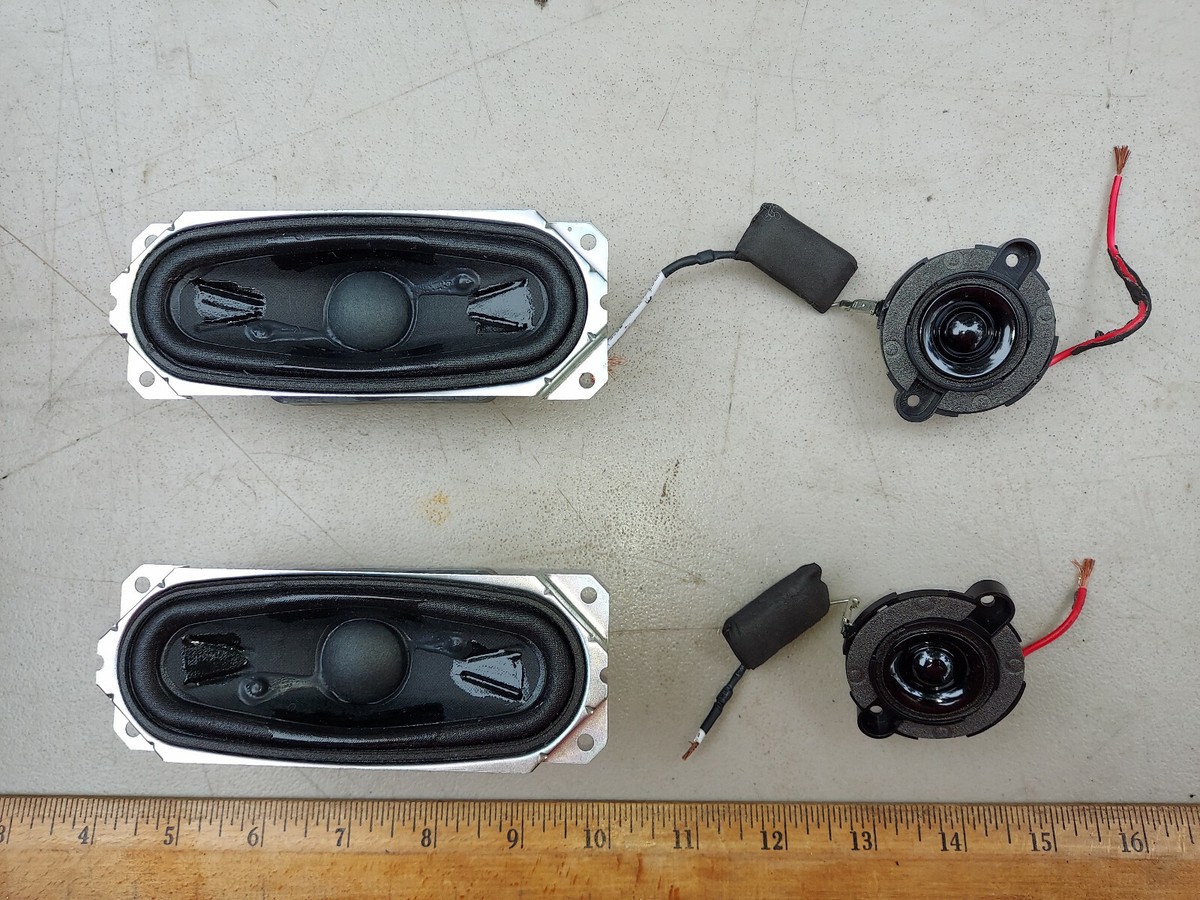 21VV16 PIONEER SPEAKERS FROM SOUNDBAR: (2) FK26AP32-55L, (2
