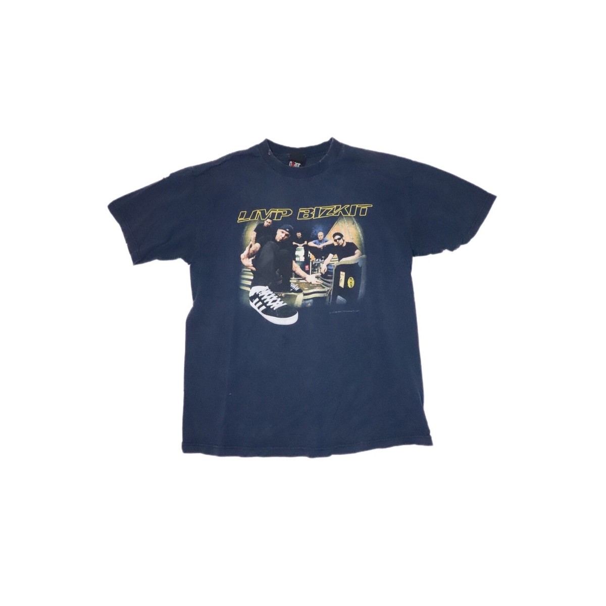 vintage limp bizkit t shirt size large. giant officially