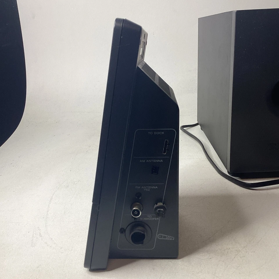 Teac CD-X10i CD Player iPod Dock Subwoofer 2 Antennas Aux Cable Remote & Manual  - Image 2 of 4