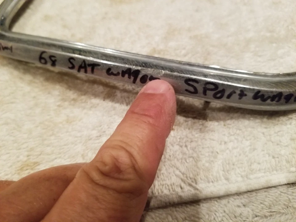 1968 PLYMOUTH SATELLITE СПОРТИВНЫЙ УНИВЕРСАЛ МОЛДИНГ ОТДЕЛКА ХРОМ СЛЕВА 2785647 - Изображение 3 из 4