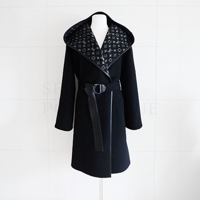 NWOT LV MONOGRAM PATTER BLACK HOODED WRAP COAT FR38