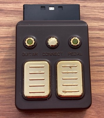 React Model RT696P Legacy Guitar Receiver Dongle Wireless Brown