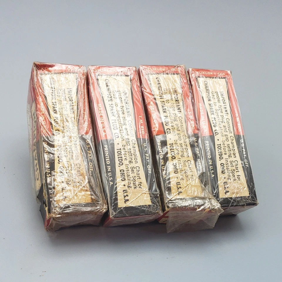 Champion F-9Y Spark Plugs 18mm 13/16" Hex USA NOS Vintage Ford V8 1959-1970 VTG - Image 2 of 4