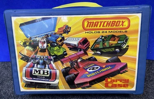 Lot of 18 Vintage 1970's LESNEY MATCHBOX/ Hot Wheels With Case