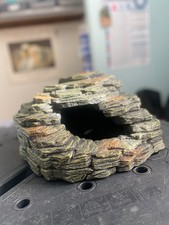 Large Corner Cave Hide for Reptile