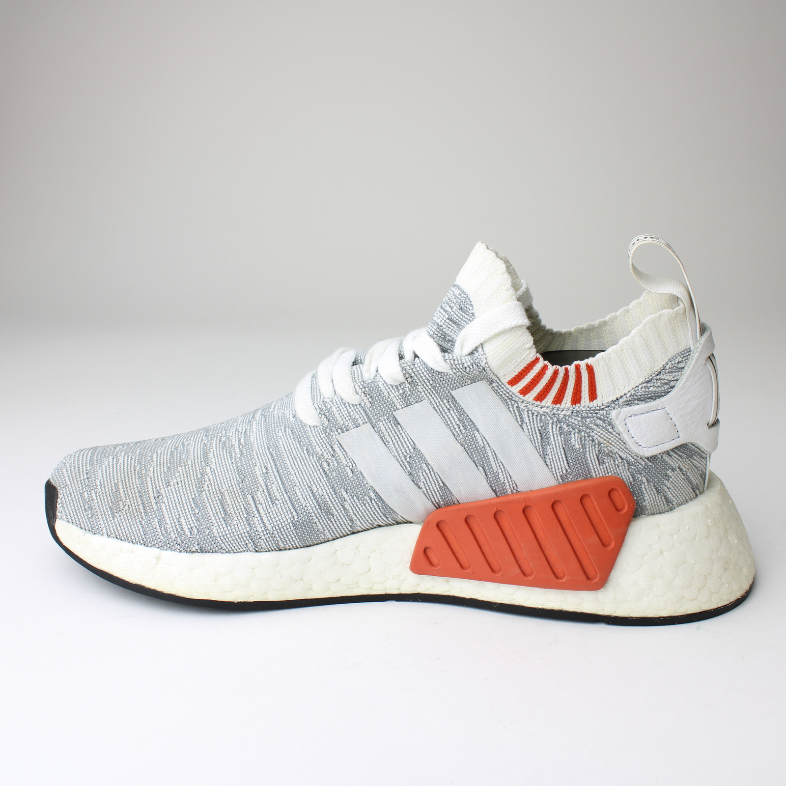 adidas originals nmd_r2 primeknit sneaker boost by9410