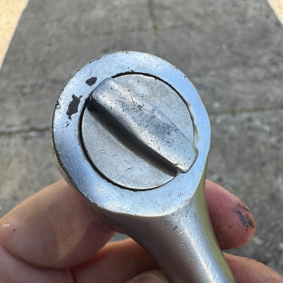 BLACKHAWK Vintage (PROTO) 34945 - 3/8" Drive Ratchet / Socket Wrench 7.5" Length - Image 3 of 4