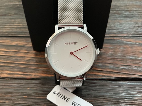 Neu mit Etikett Nine West Liana Damenuhr 31 mm japanisches Uhrwerk Quarz Metallgewebeband - Bild 2 von 15