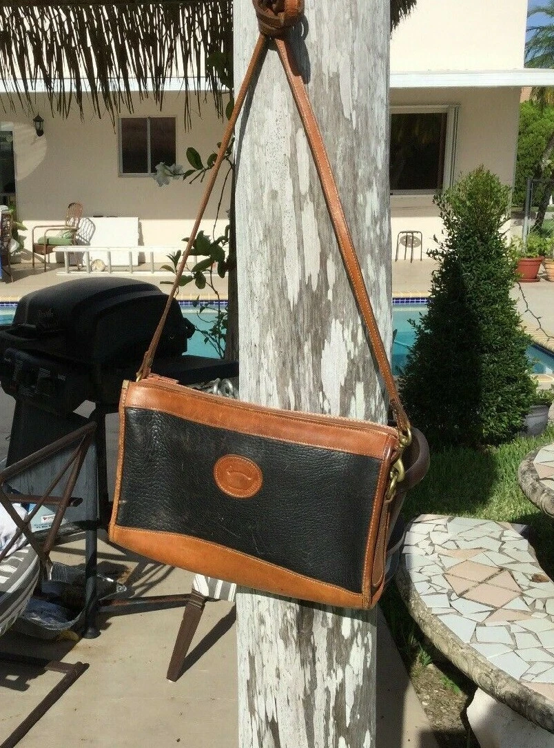 Dooney and bourke black and brown leather purse cheap