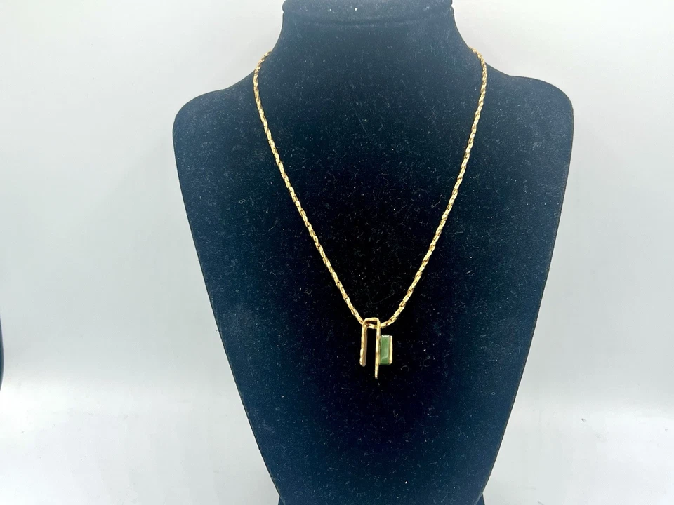 "Collar colgante geométrico vintage artesanal de piedras preciosas verdes tono dorado 16"" único en su clase F" Foto 3 de 4