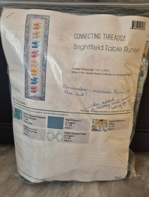 Connecting Threads ''Brightfield'' Table Runner Quilting Kit Cascade Meadow Floral