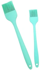 2 Piece Set of Solid Silicone Basting Brushes - One Large and One Medium